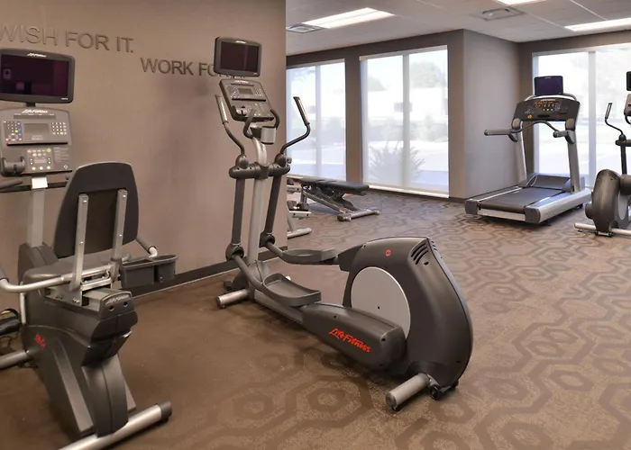 Fairfield Inn & Suites Farmington